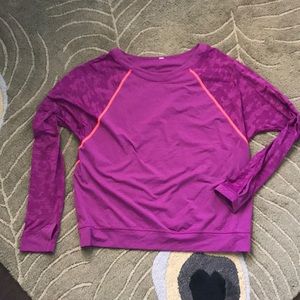 Lululemon run top LIKENEW MESH SLEEVES